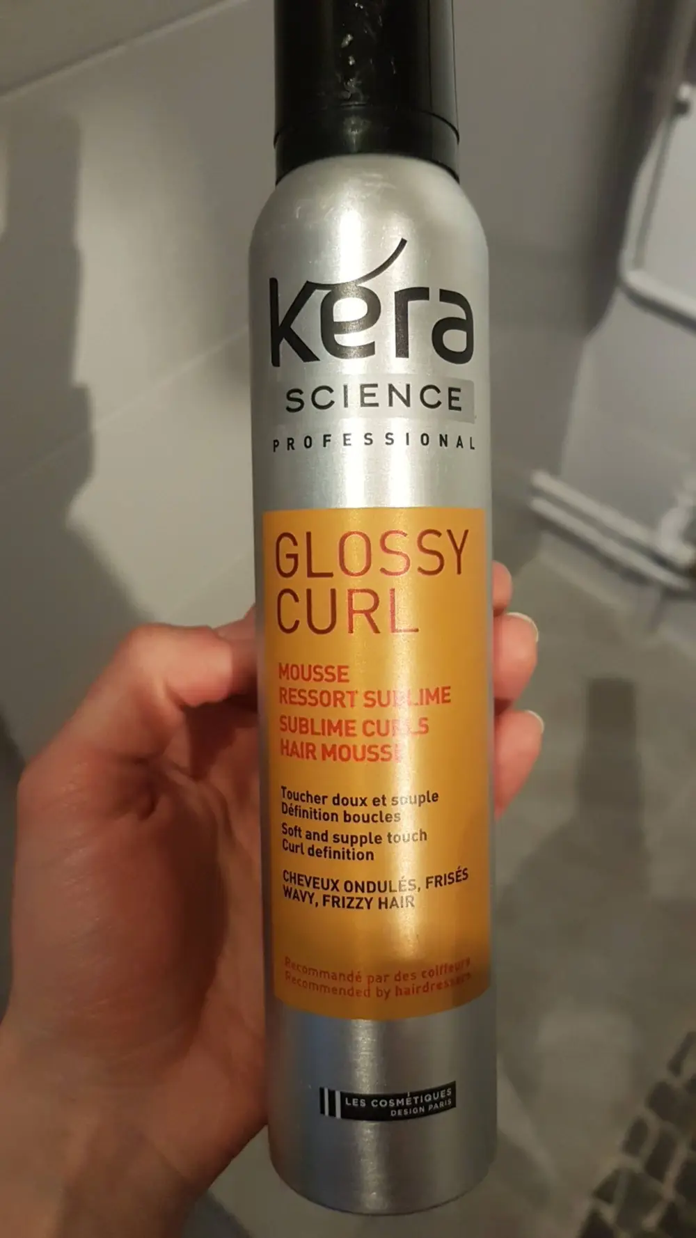 LES COSMÉTIQUES DESIGN PARIS - Kera Science - Glossy curl