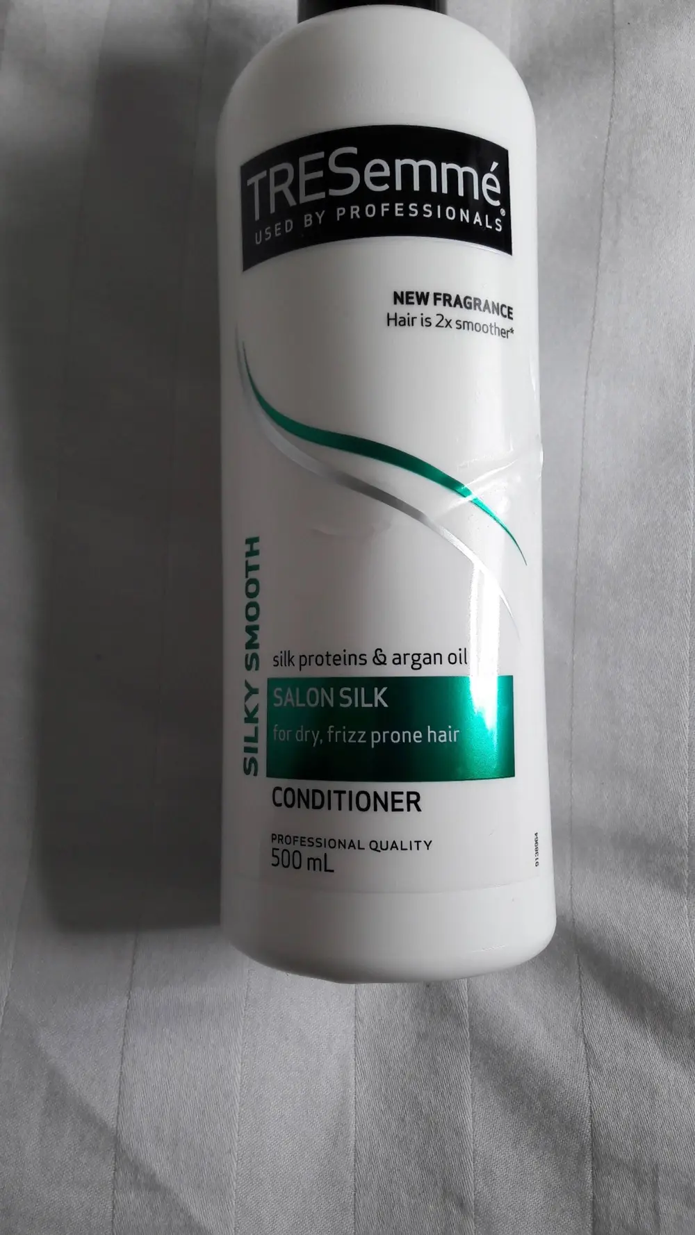 TRESEMMÉ - Silky Smooth - Conditioner salon silk 