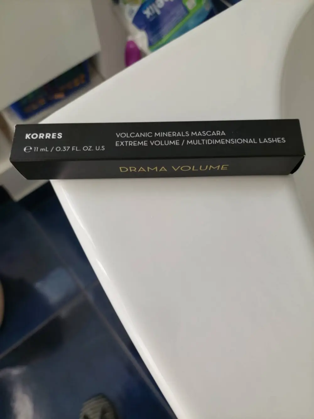 KORRES - Drama volume - Volcanic minerals mascara