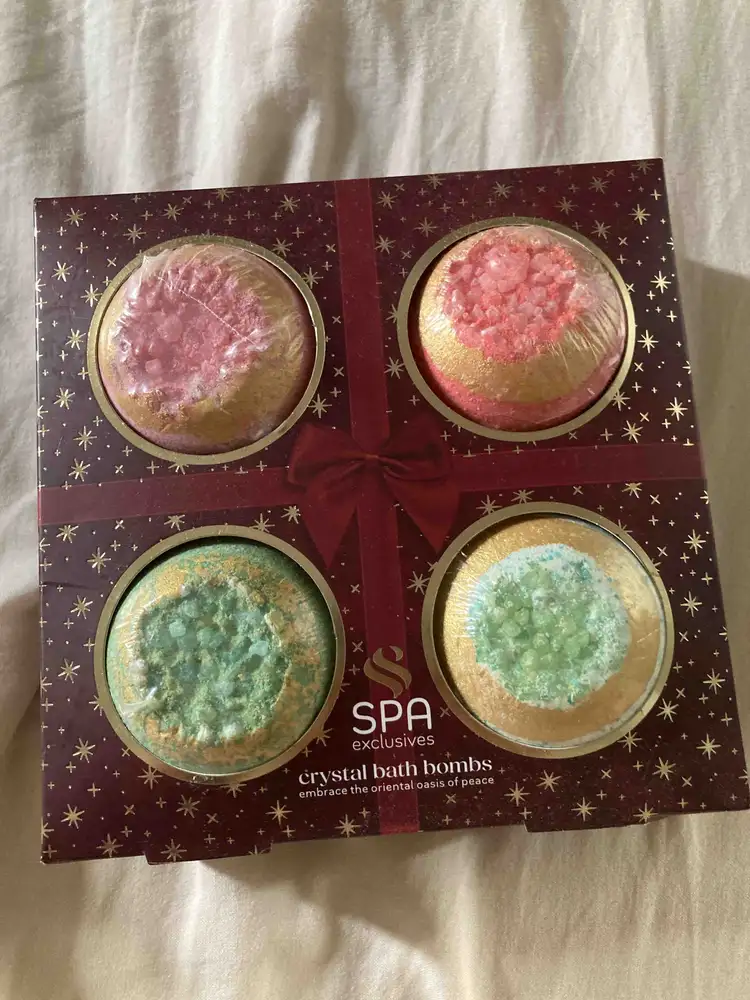 SPA EXCLUSIVES - Crystal bath bombs