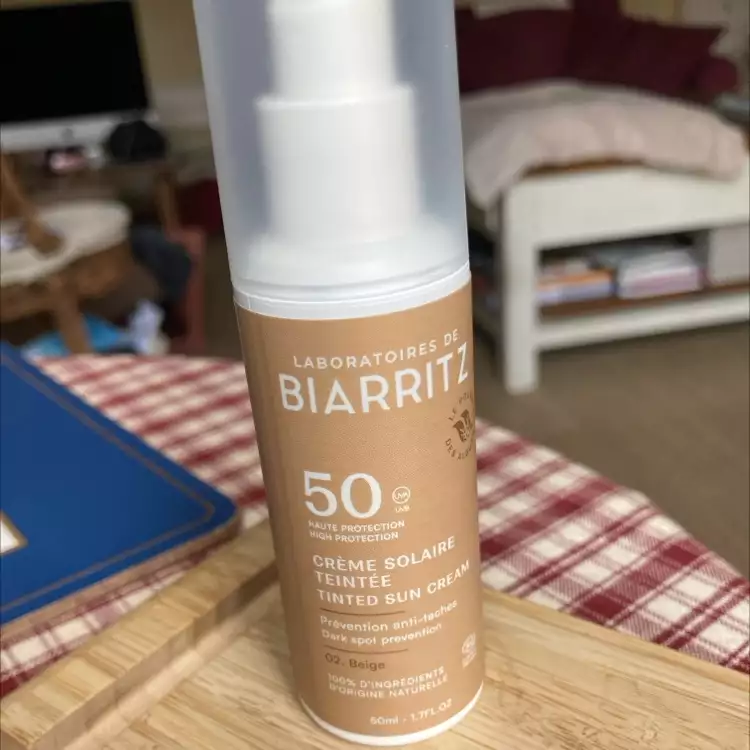 BIARRITZ - Crème solaire teintée spf50 02 beige