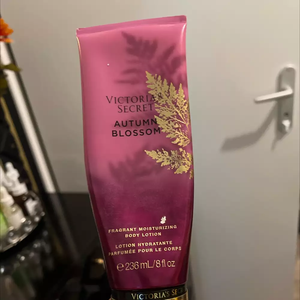 VICTORIA'S SECRET - Autumn blossom - Lotion hydratante parfumée pour le corps