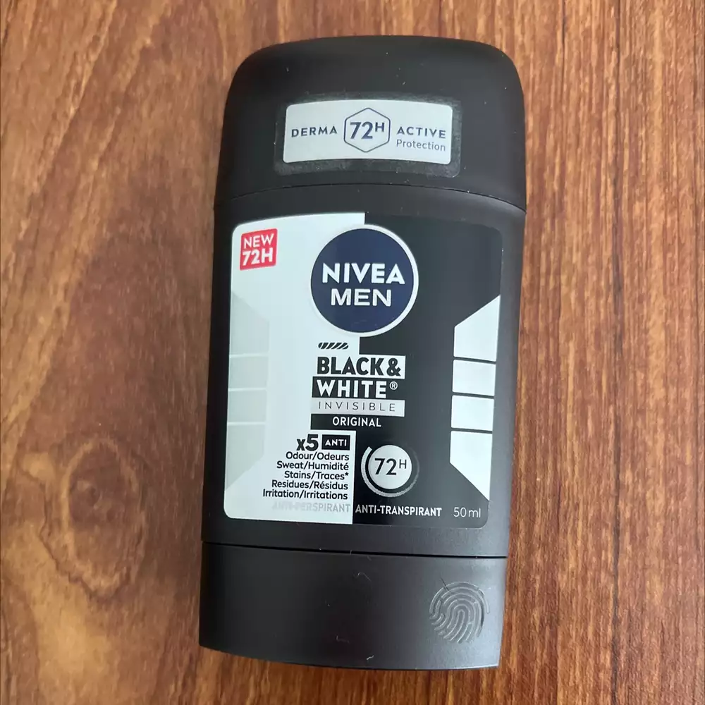 NIVEA - Men - Anti-transpirant black & white 72h