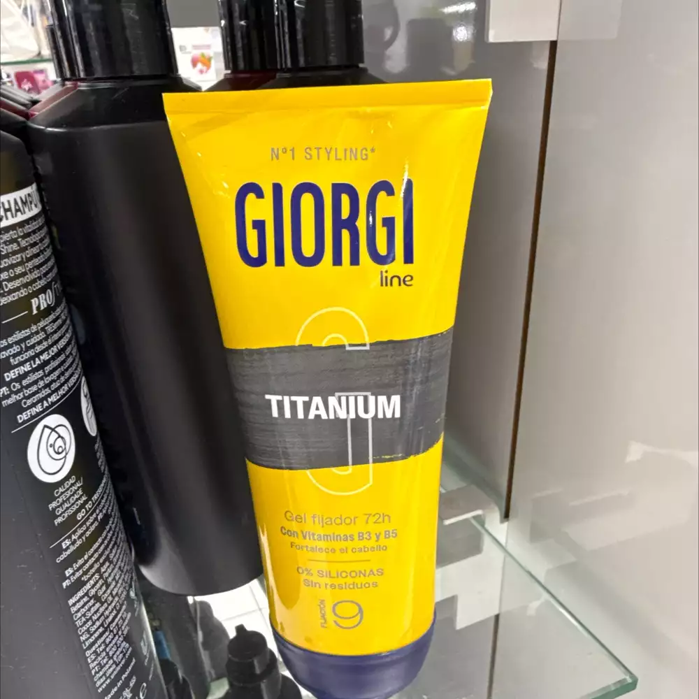 GIORGI - Titanium - Gel fijador 72h