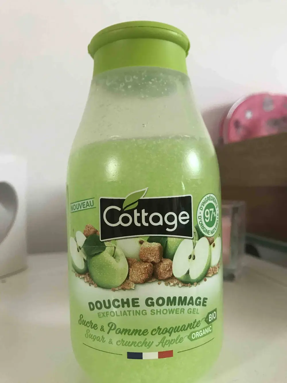 COTTAGE - Douche gommage Sucre & pomme croquante