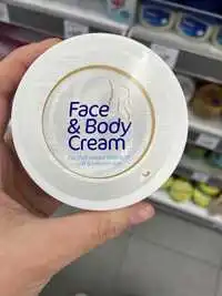 MAXBRANDS MARKETING B.V. - Face & body cream