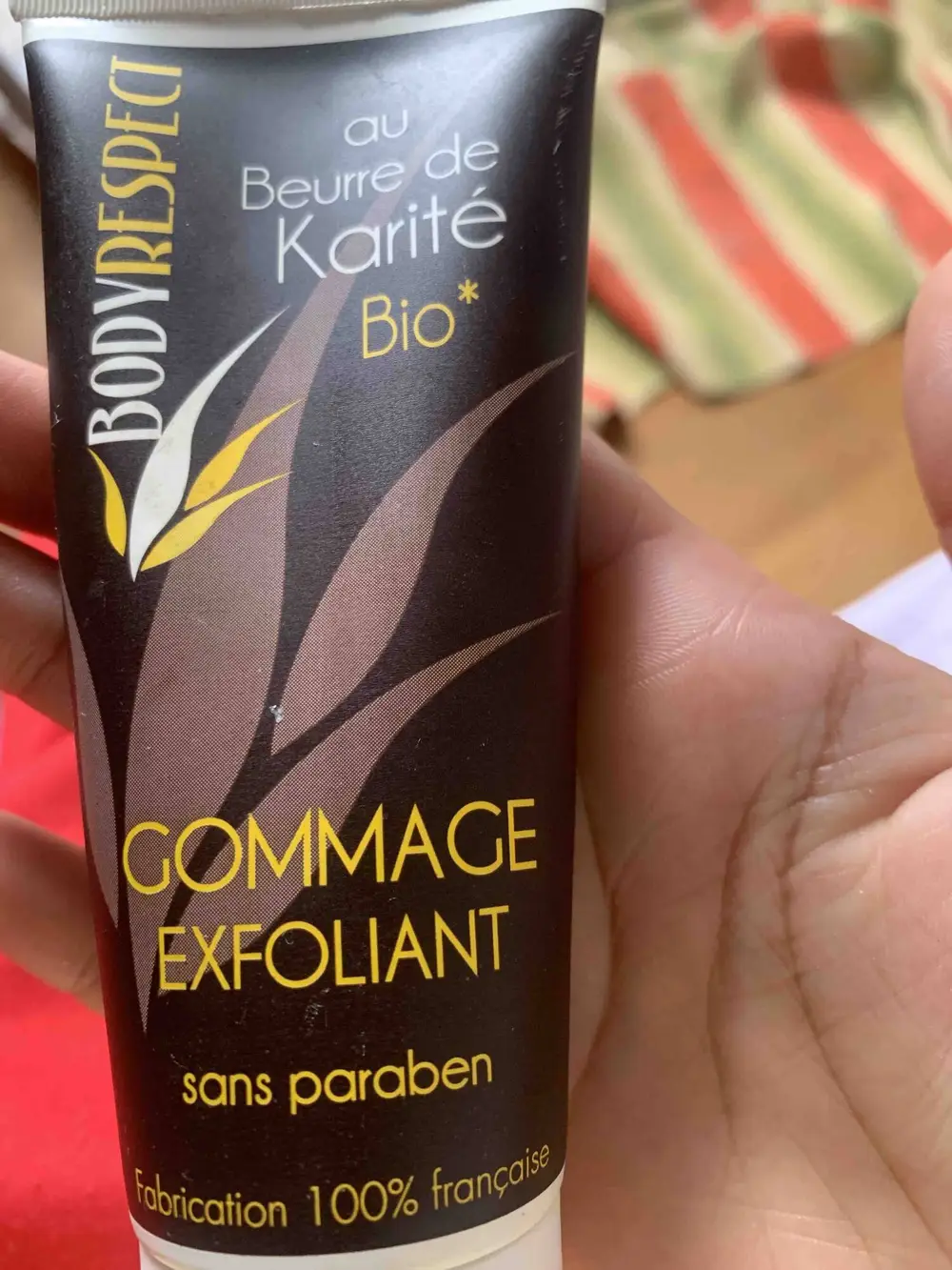 BODY RESPECT - Gommage exfoliant au beurre de karité bio