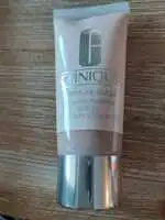 CLINIQUE - Hydratant voile teinté  SPF 25