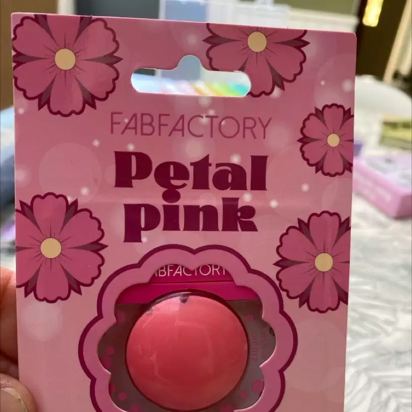 FAB FACTORY - Petal pink - Liquid blush