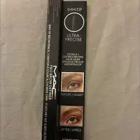 MAC - Crayon à sourcils pointe 1mm