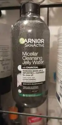 GARNIER - Micellar cleansing jelly water with charcoal