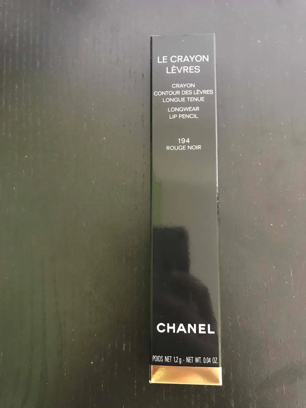 CHANEL - Crayon lèvres - 194 Rouge noir