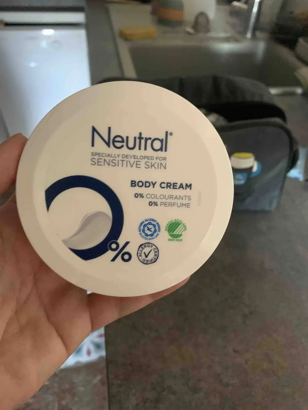 NEUTRAL - Body cream