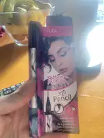 HUDA BEAUTY - Tattoo 3D pencil - Eyebrow and eyeliner pen