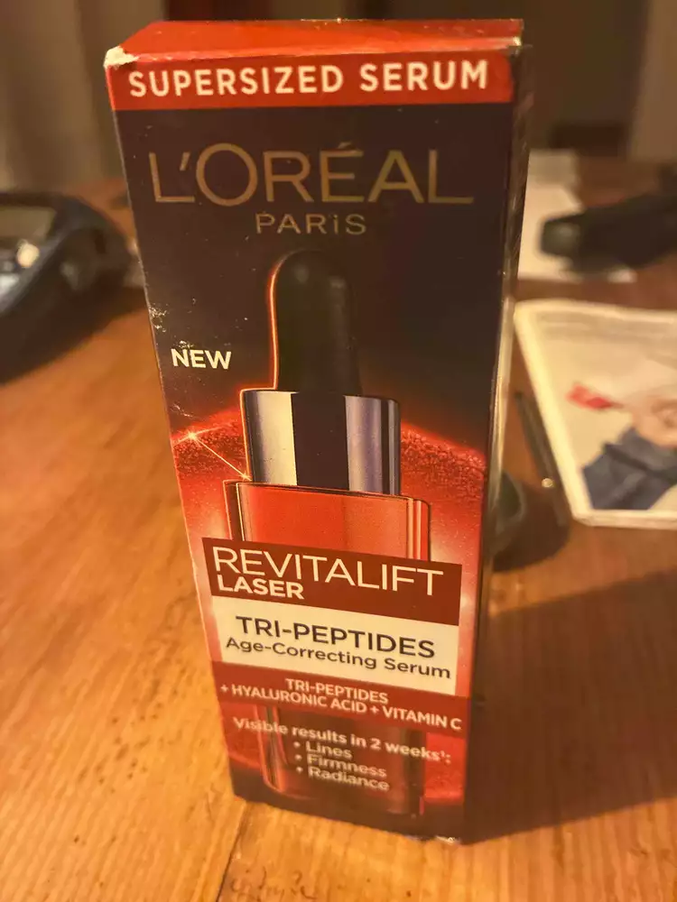 L'ORÉAL - Revitalifts laser - Tri-peptides age-correcting serum