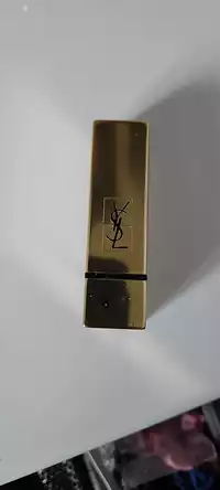 YVES SAINT LAURENT - Rouge à lèvres pur couture 