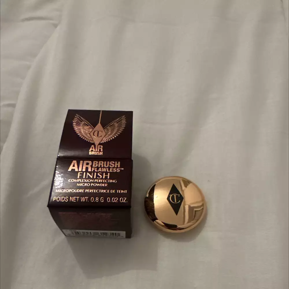 CHARLOTTE TILBURY - Air brush flawless finish - Micropoudre perfectrice de teint