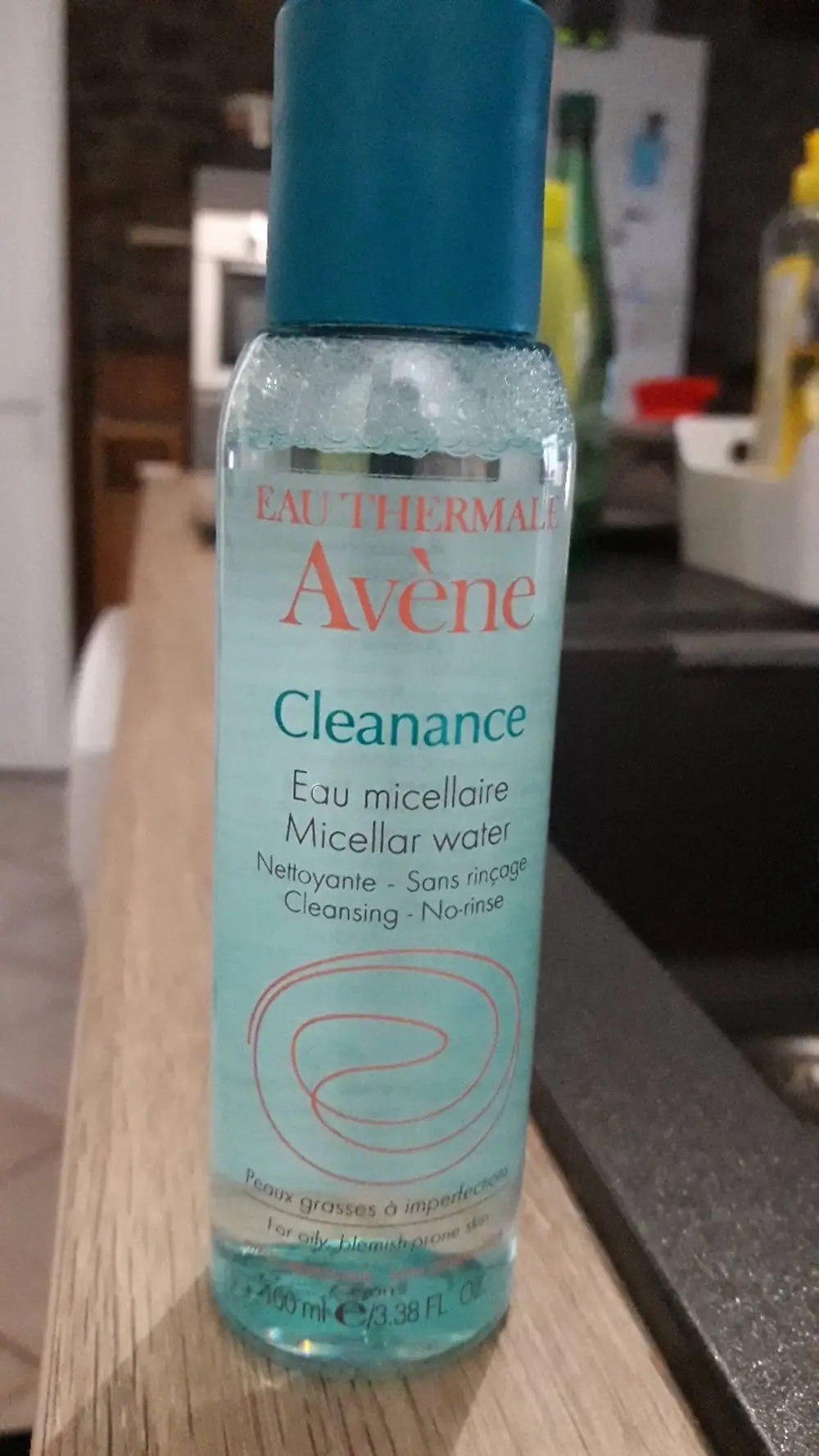 EAU THERMALE AVÈNE - Cleanance - Eau micellaire pour peaux grasses