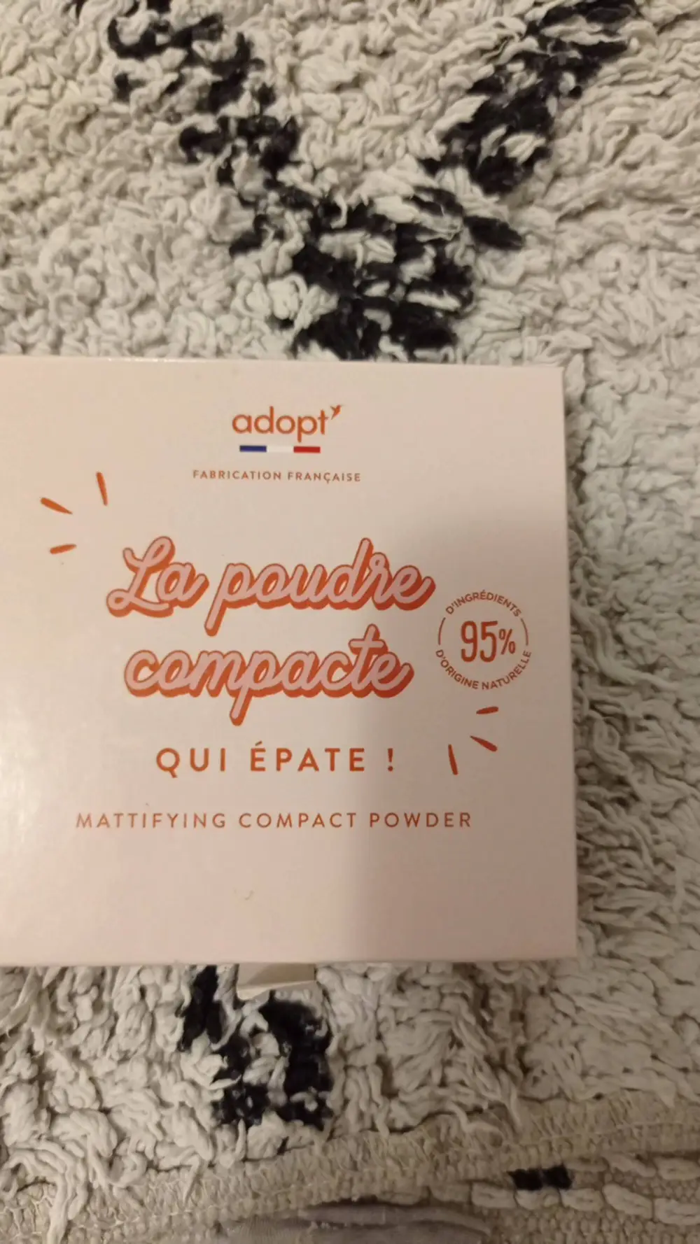 ADOPT' - La poudre compacte qui épate !