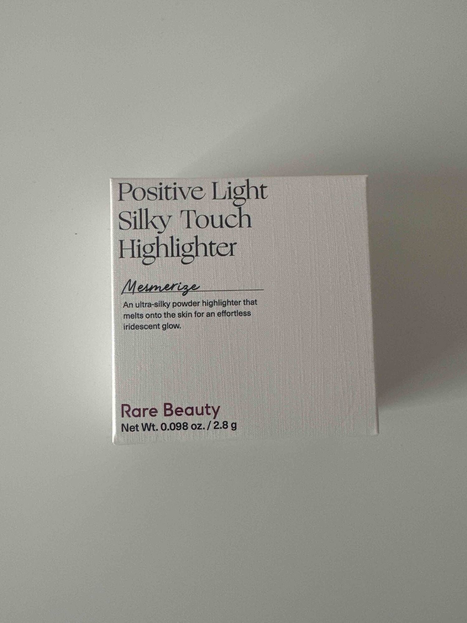 RARE BEAUTY - Positive light silky touch highlighter