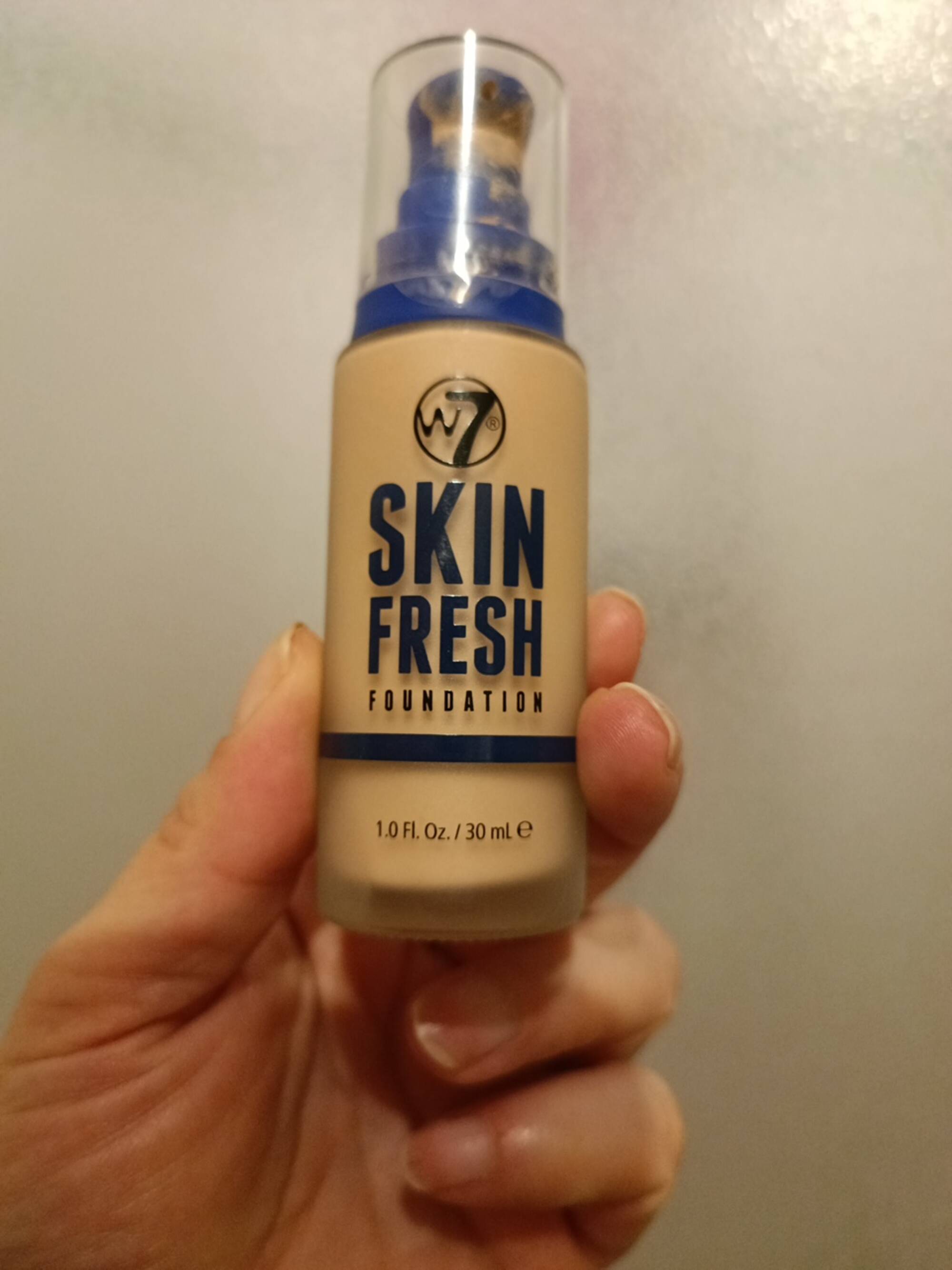 W7 - Skin fresh foundation