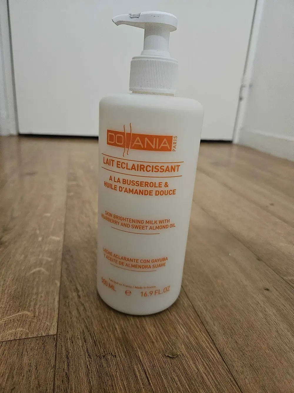 DOLLANIA PARIS - Lait éclaircissant à la busserole & huile d'amande douce