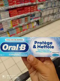 ORAL-B - Protégé & nettoie technologie antibactérienne - Dentifrice
