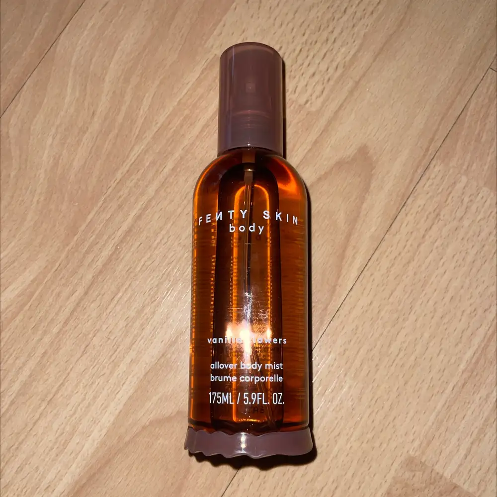 FENTY SKIN - Brume corporelle vanilla flower