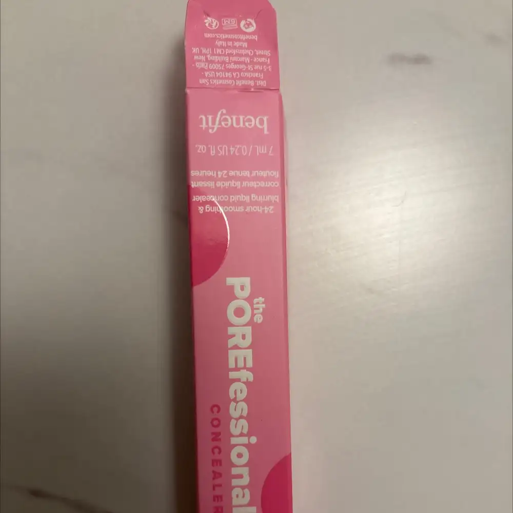 BENEFIT - The porefessional concealear