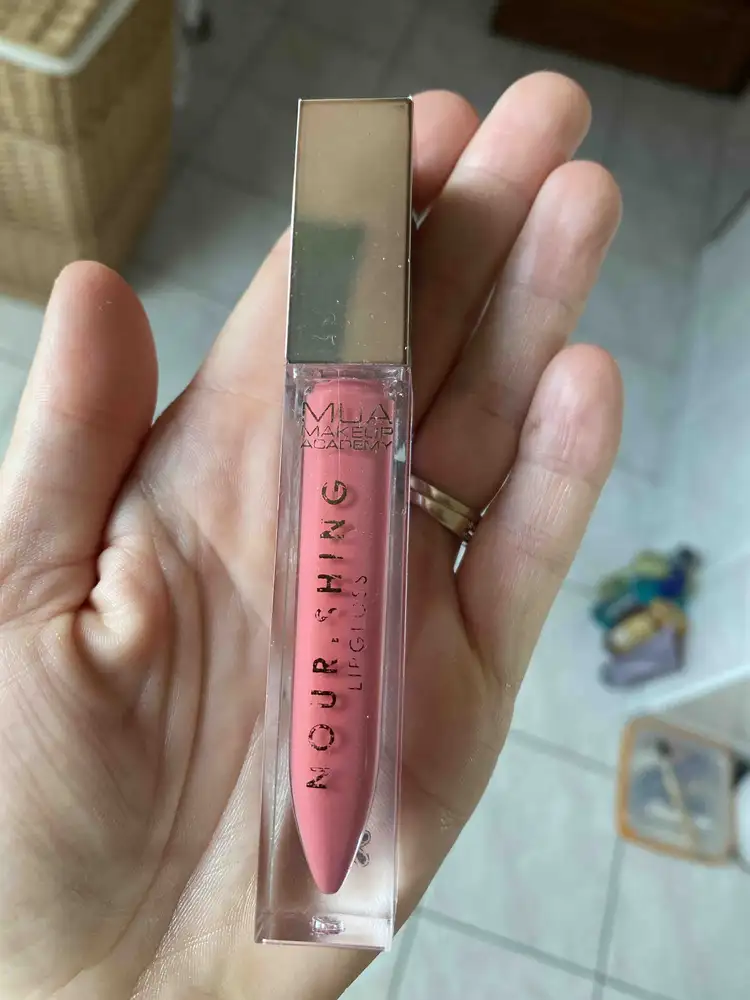 MUA MAKEUP ACADEMY - Nourishing lipgloss