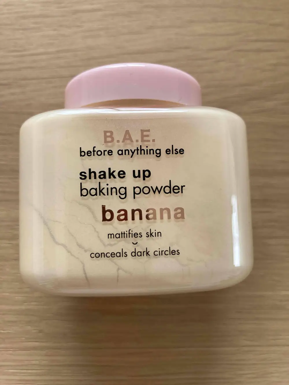 B.A.E - Banana - Shake up baking powder