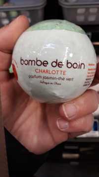 DU MONDE À LA PROVENCE - Charlotte - Bombe de bain