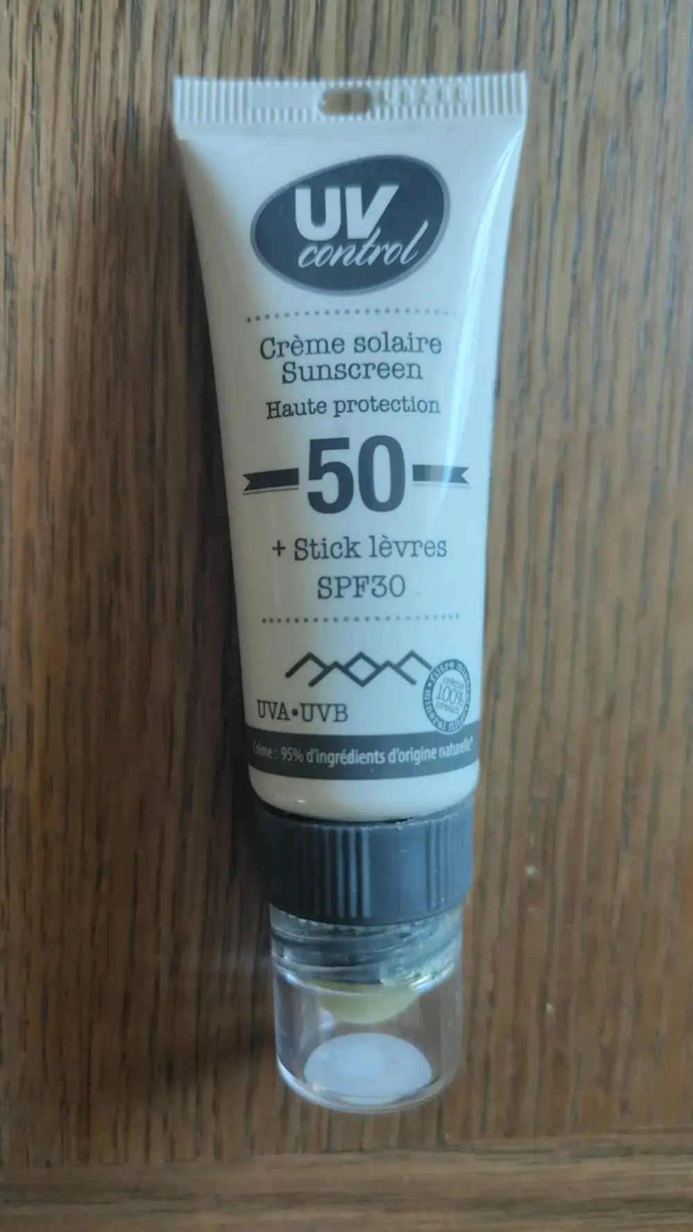 UV CONTROL - Crème solaire spf50 + stick lèvres spf30