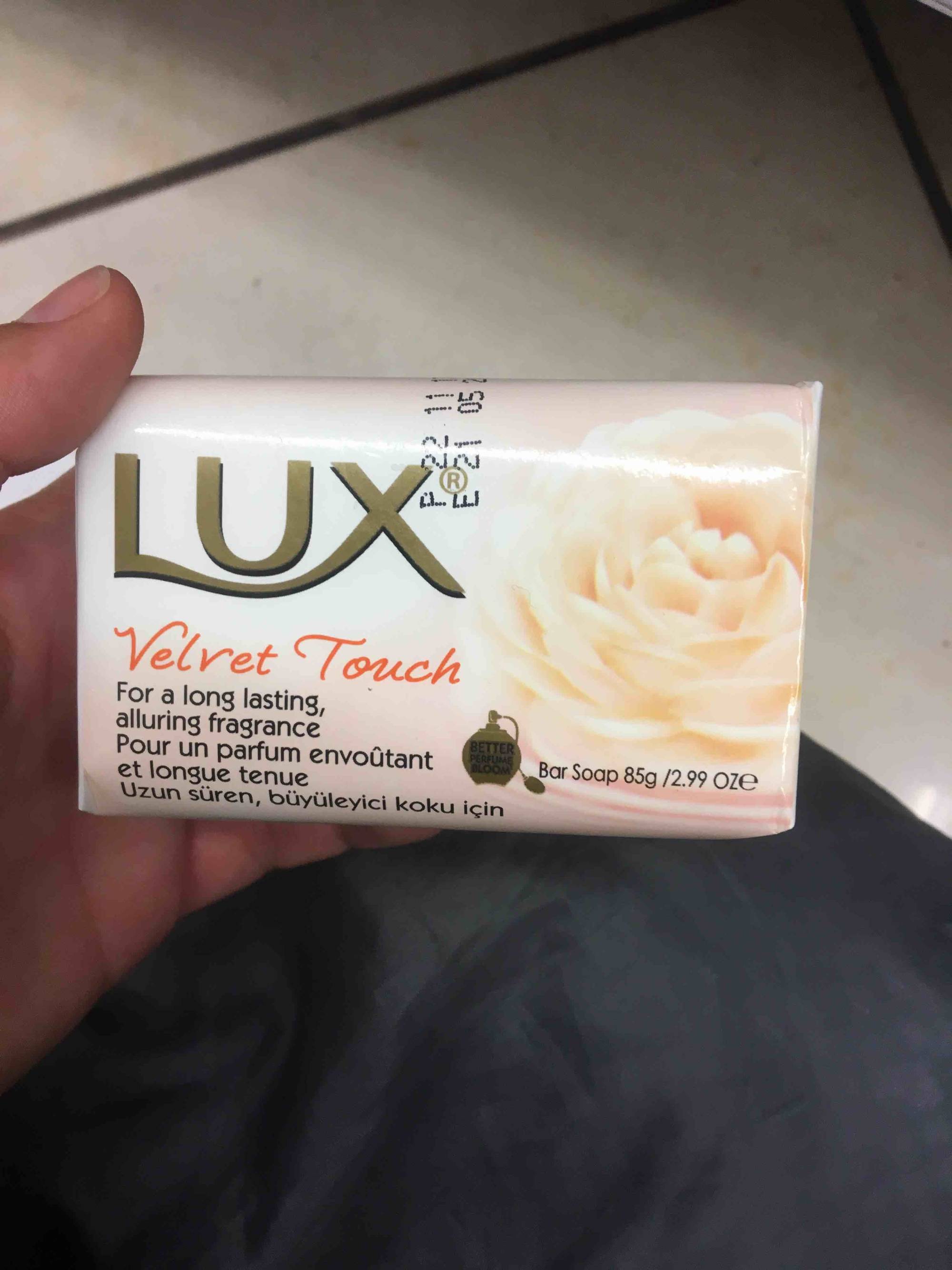 LUX - Velvet touch - Bar soap
