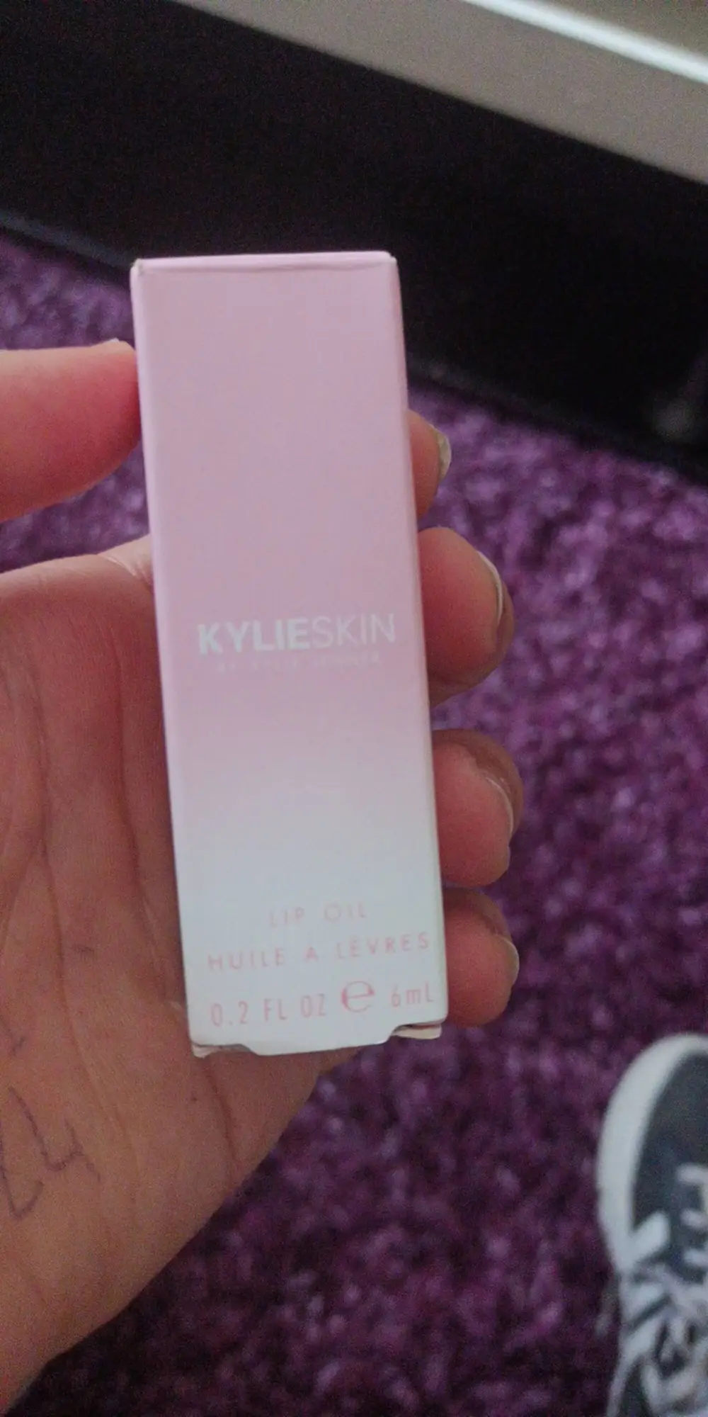 KYLIE SKIN - Huile à lèvres