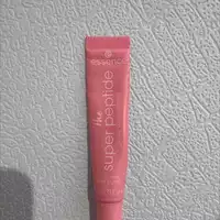 ESSENCE - The super peptide - Glossy lip treatment