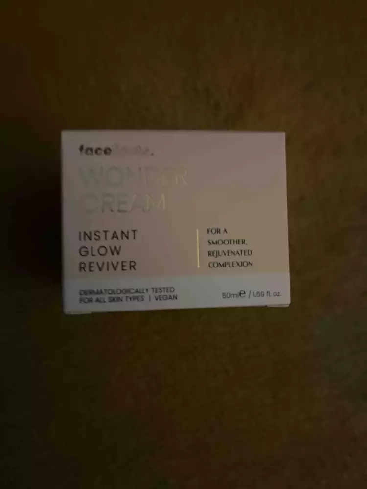 FACE FACTS - Wonder cream instant glow reviver