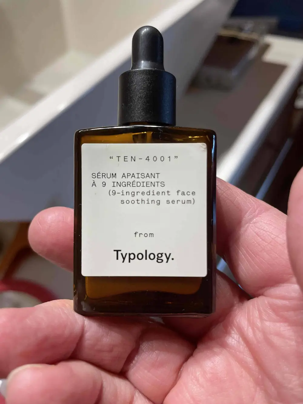 TYPOLOGY - Sérum apaisant