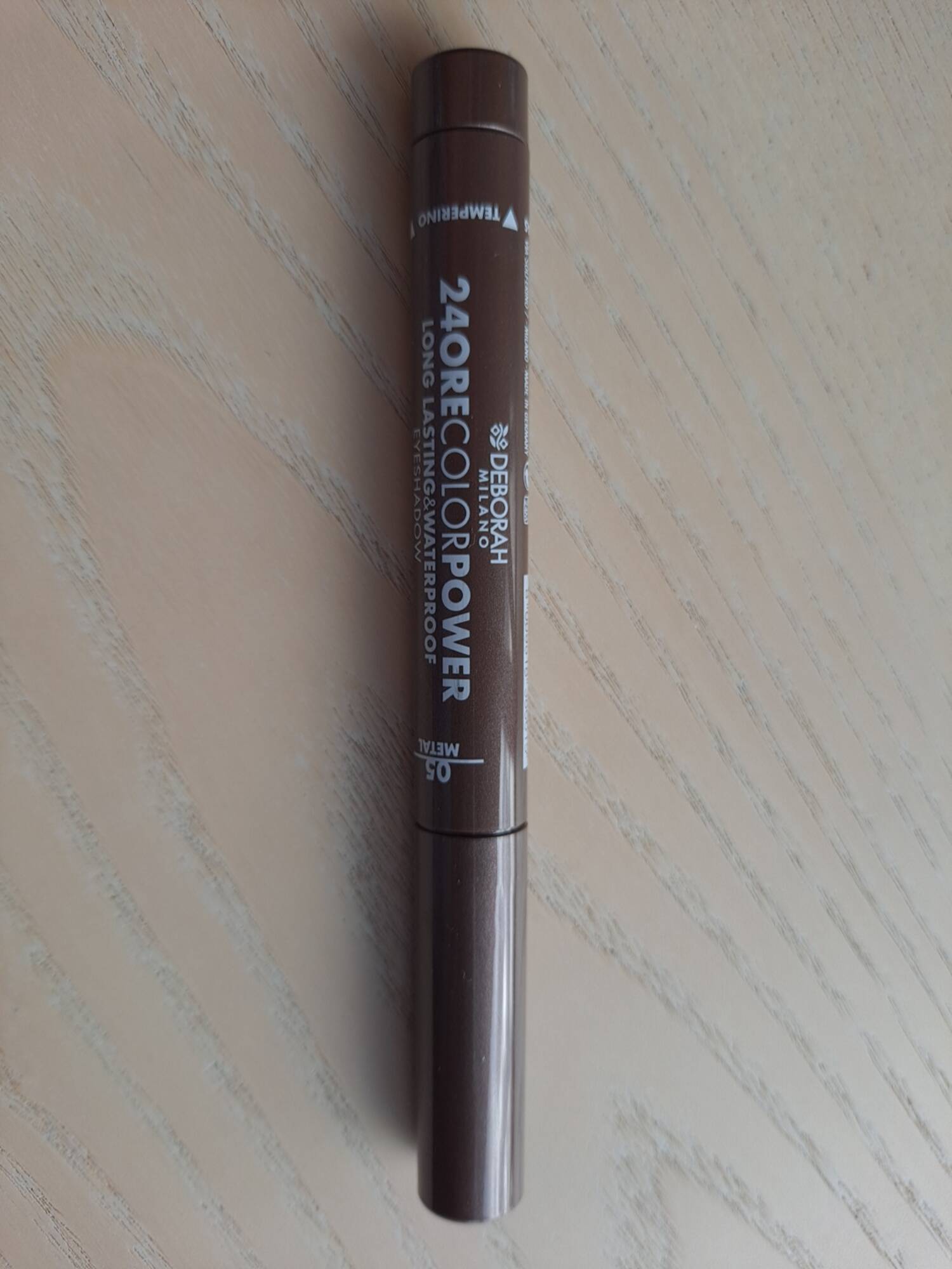 DÉBORAH - Long lasting & waterproof eyeshadow 05 metal
