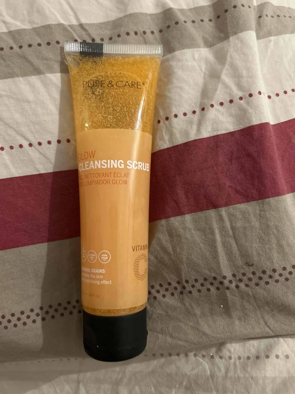 PURE & CARE - Glow cleansing scrub