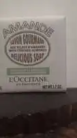 L'OCCITANE - Savon gourmand aux éclats d'amande