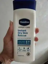 VASELINE - Expert care body lotion 