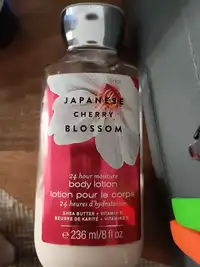 BATH & BODY WORKS - Japanese cherry blossom - Lotion pour le corps
