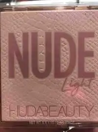 HUDA BEAUTY - Nude light - Palette d'ombres à paupières