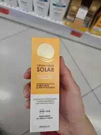 DELIPLUS - Crema solar facial 