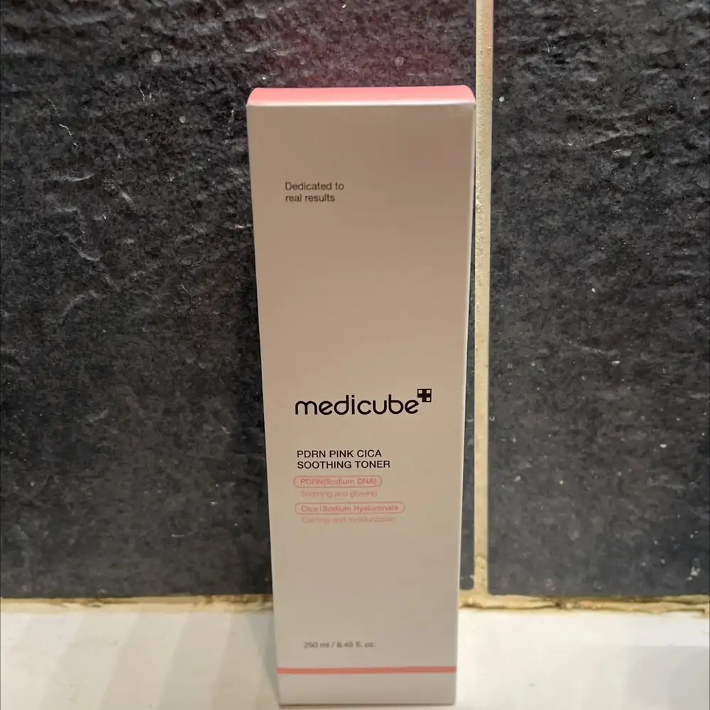 MEDICUBE - PDRN Pink cica soothing toner