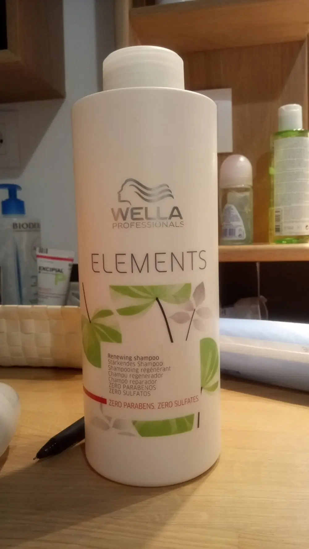 WELLA - Elements - Shampooing régénérant