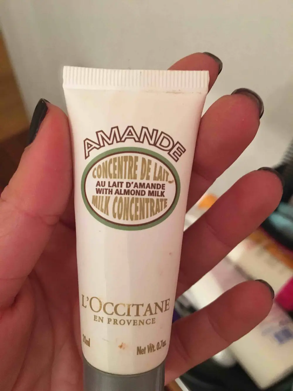 L'OCCITANE - Amande - Concentré de lait