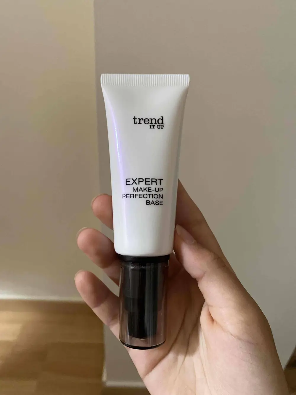 DM - Trend it up - Expert make-up perfection base