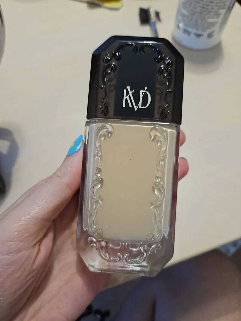 KAT VON D - Good apple - Fond de teint